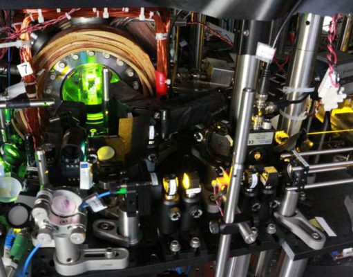Fizikçiler, Titreşen Atomları Ölçmek için Kuantum “Zamanı Tersine Çevirme”den Yararlanıyor
